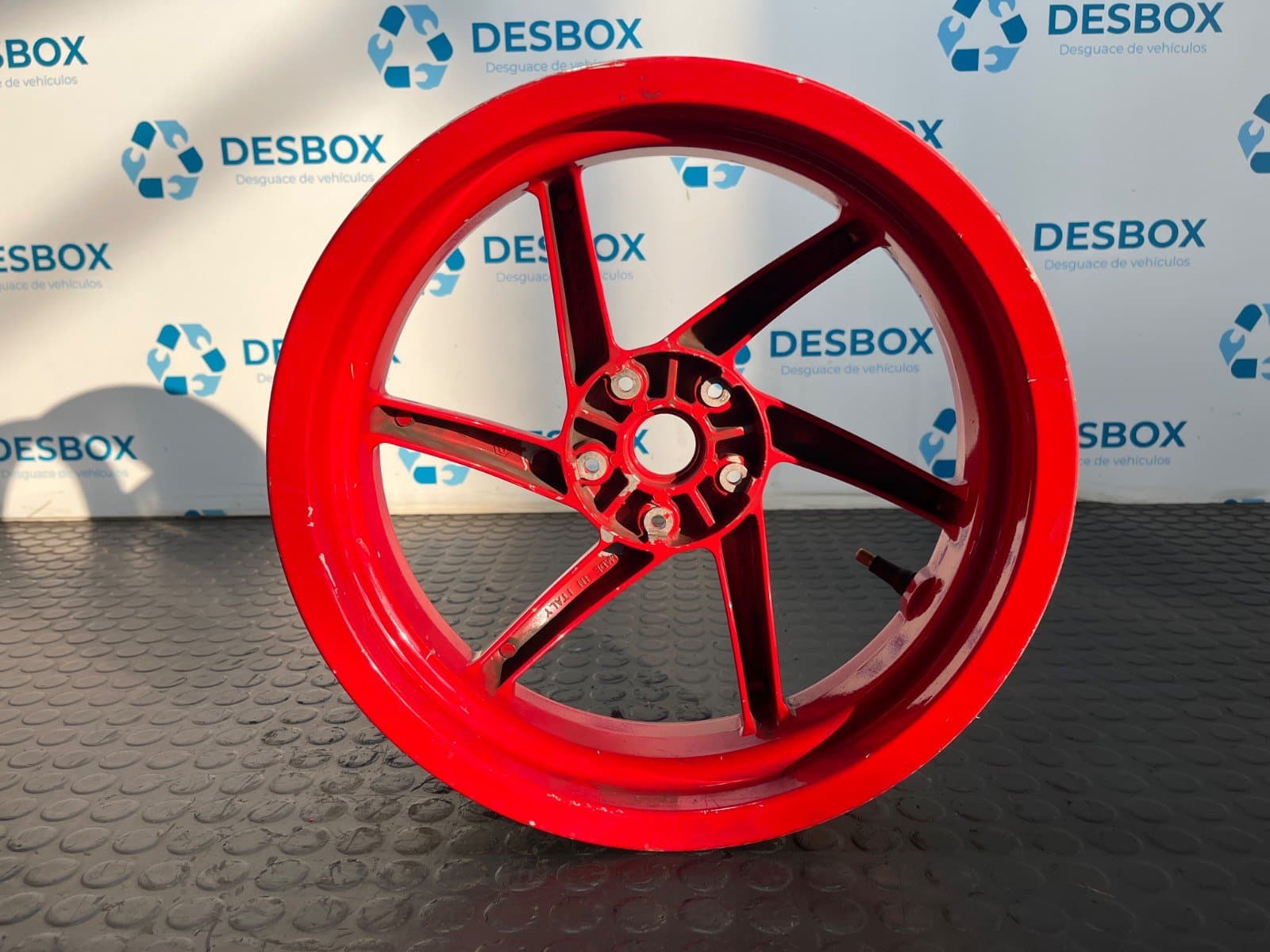 Recambio de LLANTA TRASERA para PIAGGIO (VESPA) NRG POWER 49 CC S/P-C451M - ROJO 2
