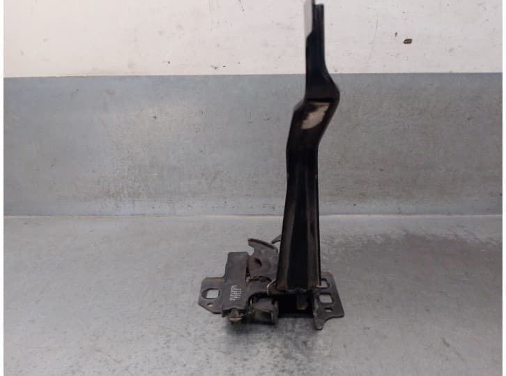 Recambio de cerradura capot para chevrolet hhr 2.4 referencia OEM IAM 25793976 20765279 4