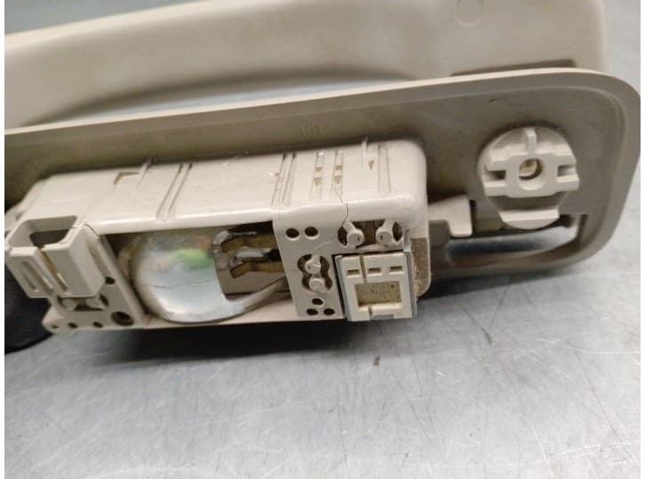 Recambio de luz interior para jeep grand cherokee (wh) crd cat referencia OEM IAM 829880 4