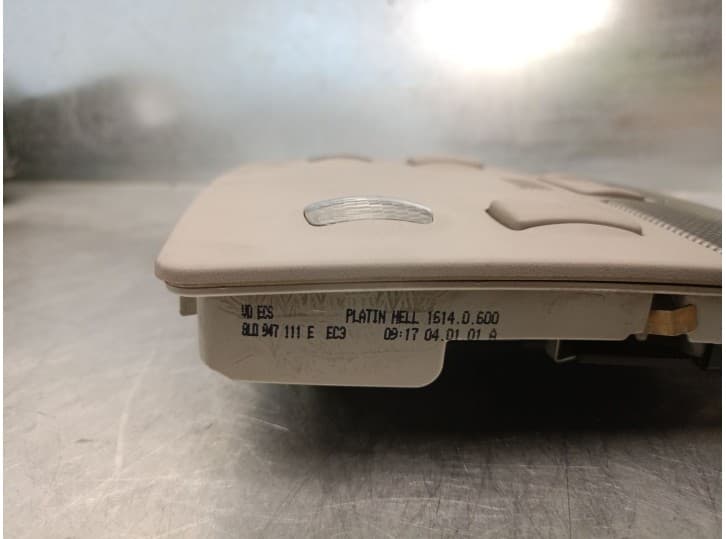 Recambio de luz interior para audi a3 (8l1) 1.8 t referencia OEM IAM 8L0947111E 3