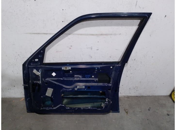 Recambio de puerta delantera derecha para volvo 460 (464) 2.0 referencia OEM IAM 3345182 2