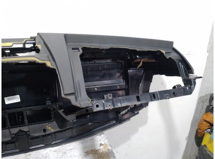 Recambio de salpicadero para volvo xc70 ii (136) d5 awd referencia OEM IAM D5244T4 10