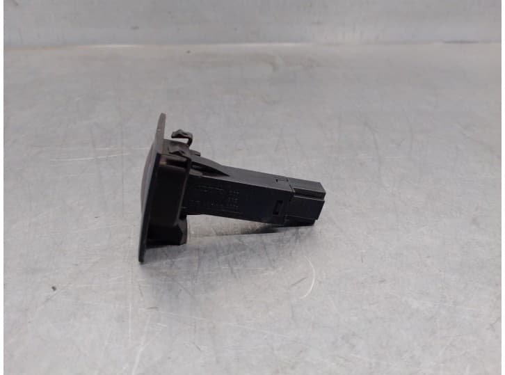 Recambio de warning para volvo xc70 ii (136) d5 awd referencia OEM IAM 30710106 2