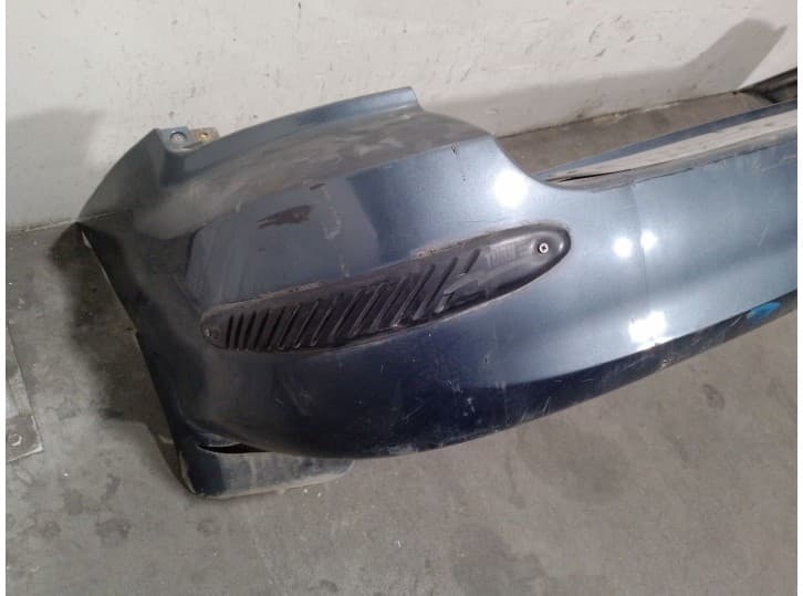 Recambio de paragolpes trasero para kia carnival i (up, fl) 2.9 tdi referencia OEM IAM J3 2