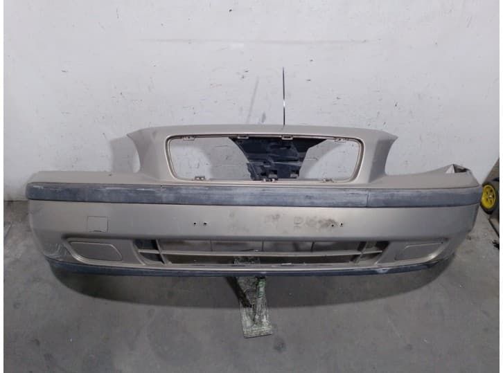 Recambio de paragolpes delantero para volvo v70 ii (285) 2.4 referencia OEM IAM 9479447
