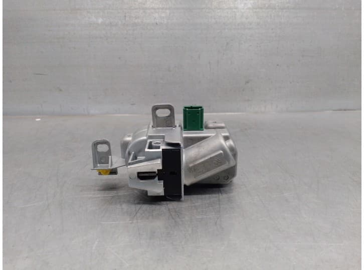 Recambio de antirrobo para volvo xc70 ii (136) d5 awd referencia OEM IAM 7G9N3F880DE