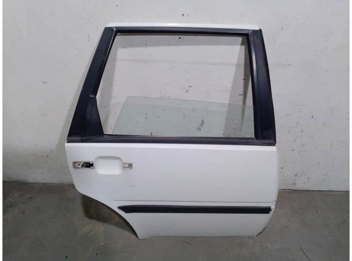 Recambio de puerta trasera derecha para volvo 440 (445) 2.0 referencia OEM IAM 3344952