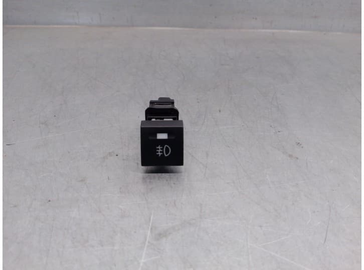 Recambio de interruptor para tata indica vista 1.3 crdi referencia OEM IAM 03E3