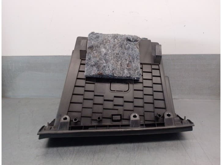 Recambio de guantera para tata indica vista 1.3 crdi referencia OEM IAM 169A1000 3