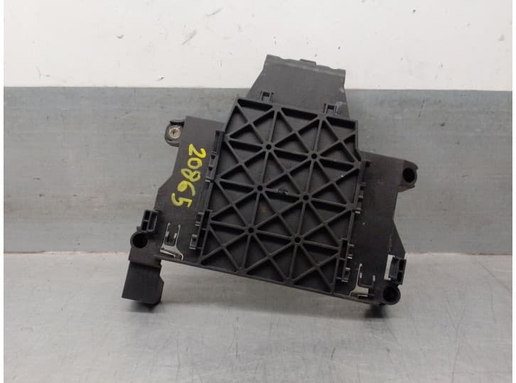 Recambio de moldura para volvo xc60 i suv (156) d5 awd referencia OEM IAM 6G9N17108A