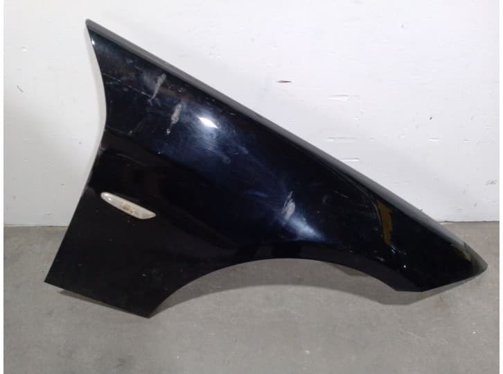 Recambio de aleta delantera derecha para bmw 3 (e90) 320 d referencia OEM IAM 41355A55AF4