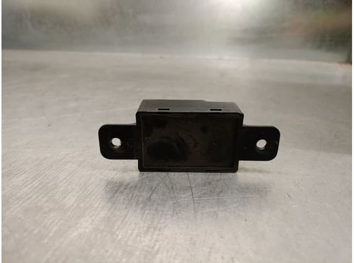 Recambio de rele para ssangyong kyron 2.0 xdi referencia OEM IAM 8661009000 2