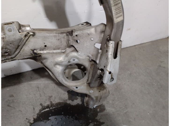 Recambio de puente delantero para bmw 3 (e90) 320 d referencia OEM IAM 31116785639 3