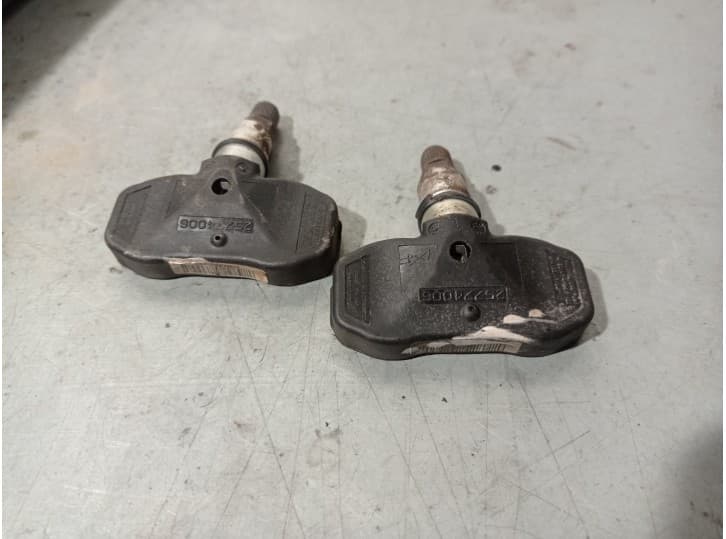 Recambio de sensor presion para cadillac srx 3.6 referencia OEM IAM 25774006 2