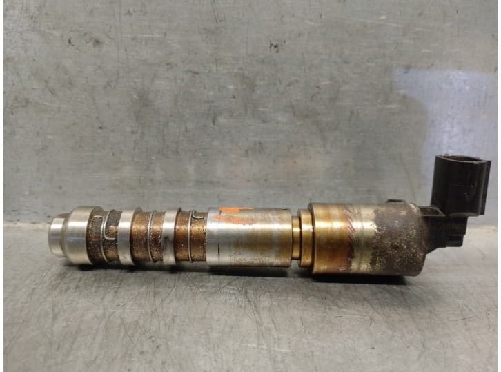 Recambio de valvula para cadillac srx 3.6 referencia OEM IAM 12588943 12588943