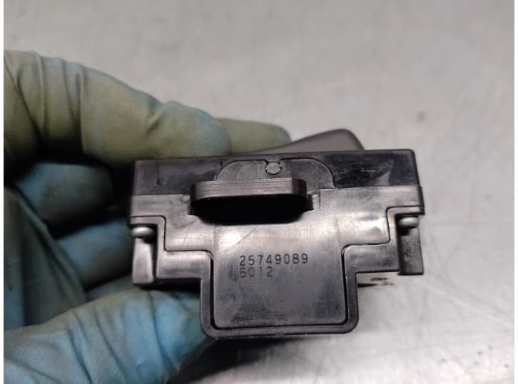 Recambio de interruptor para cadillac srx 3.6 referencia OEM IAM 25749089 3
