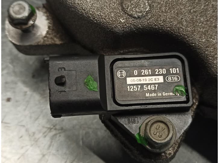 Recambio de colector admision para cadillac srx 3.6 referencia OEM IAM 12587556 5