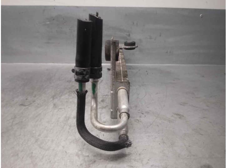 Recambio de radiador aceite para cadillac srx 3.6 referencia OEM IAM 15236156 15236156 3