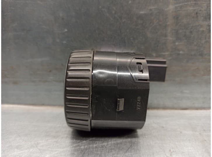 Recambio de mando para nissan x-trail ii (t31) 2.0 fwd referencia OEM IAM 25535JG00A 2