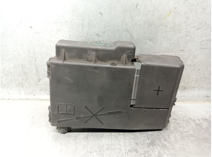 Recambio de caja reles / fusibles para saab 9-5 (ys3g) 2.0 tid referencia OEM IAM 525230582 3