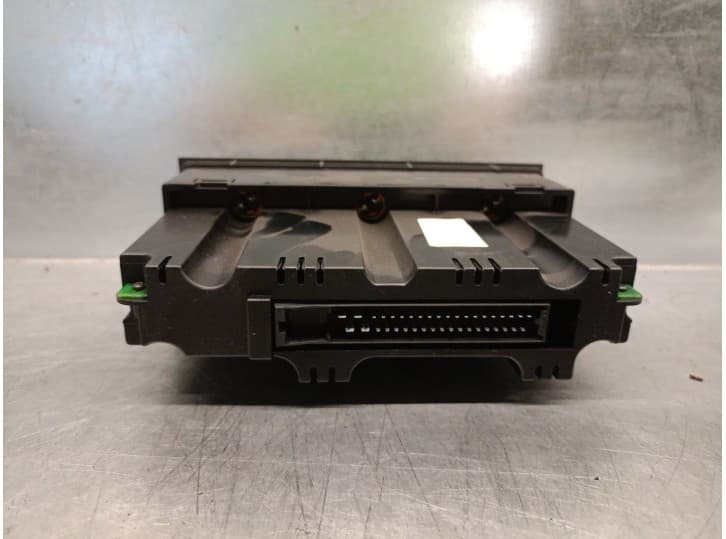 Recambio de mando climatizador para saab 9-5 (ys3e) 3.0 tid referencia OEM IAM 5048384 2