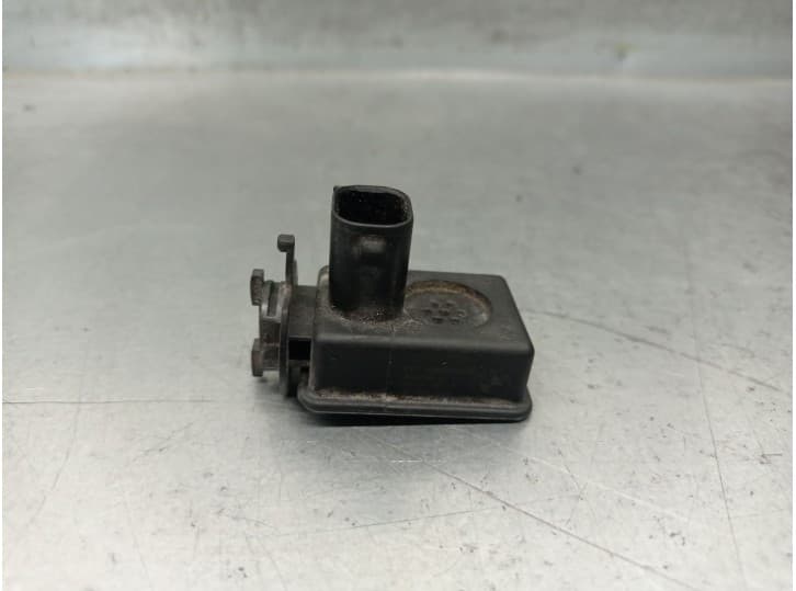 Recambio de sensor para bmw x1 (e84) xdrive 20 d referencia OEM IAM 64116988303  24055910