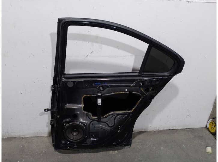 Recambio de puerta trasera derecha para volvo s60 i (384) d5 referencia OEM IAM 30796489 3