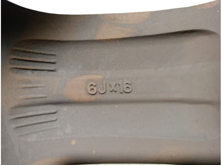 Recambio de llanta para chevrolet evanda 2.0 referencia OEM IAM 96292029 R166JX16ET49 4