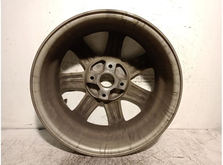 Recambio de llanta para chevrolet evanda 2.0 referencia OEM IAM 96292029 R166JX16ET49 3