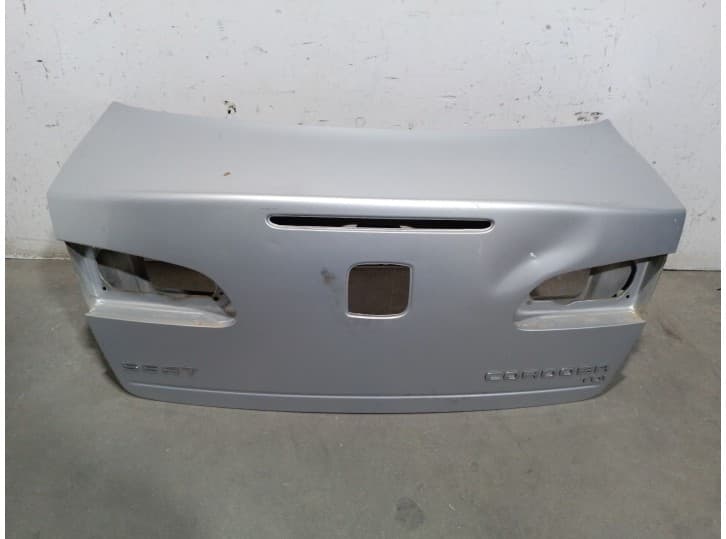 Recambio de porton trasero para seat cordoba (6l2) 1.9 tdi referencia OEM IAM 6L5827025B