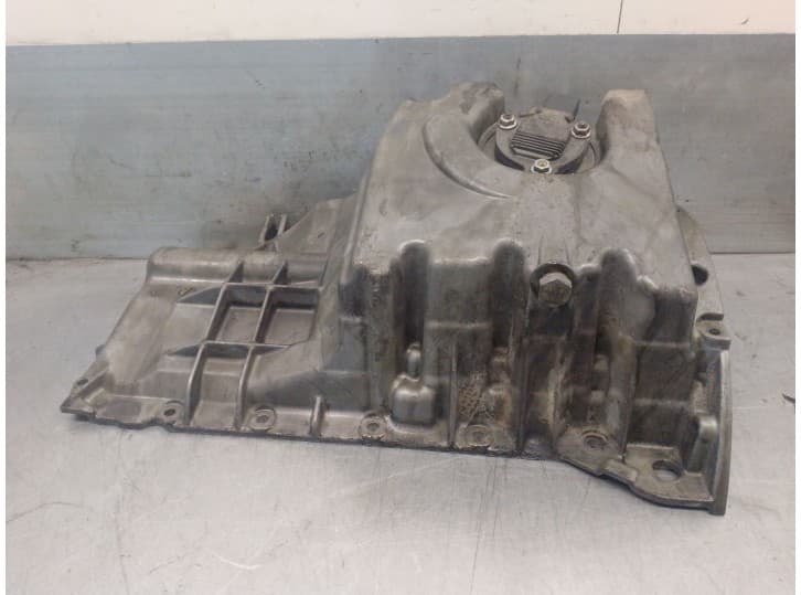 Recambio de carter para bmw 3 (e46) 320 d referencia OEM IAM RT22466769 11137786610 5