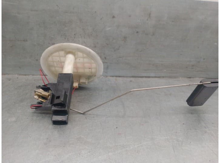 Recambio de aforador para volvo xc90 i (275) d5 awd referencia OEM IAM 8683142 8683142 3