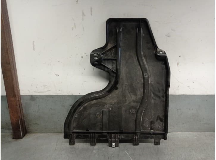 Recambio de cubrecarter para seat leon (kl1, klg) 1.0 tsi referencia OEM IAM 5WA825101 2