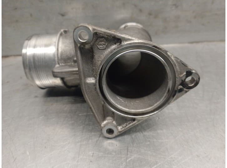Recambio de tubo para jaguar xf i (x250) 3.0 d referencia OEM IAM 1043806S01 C2D3772 2