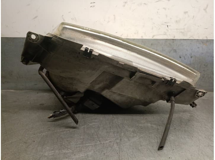 Recambio de faro derecho para saab 9-5 (ys3e) 2.0 t referencia OEM IAM 5284468 5284468 6