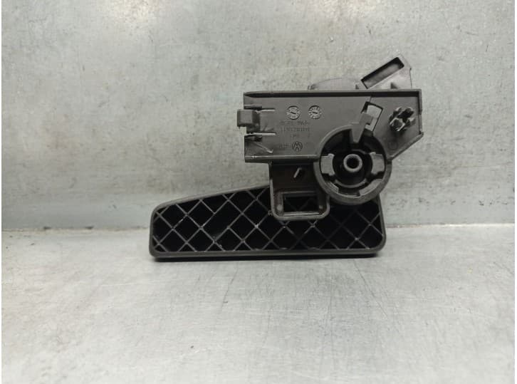 Recambio de cerradura capot para seat leon (kl1, klg) 1.0 tsi referencia OEM IAM 14B823633 2