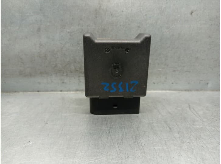 Recambio de rele para seat leon (kl1, klg) 1.0 tsi referencia OEM IAM 5Q0906093B