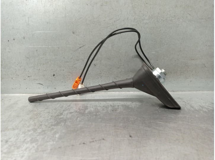 Recambio de antena para opel corsa f (p2jo) 1.5 (68) referencia OEM IAM 920204072  39166312 3