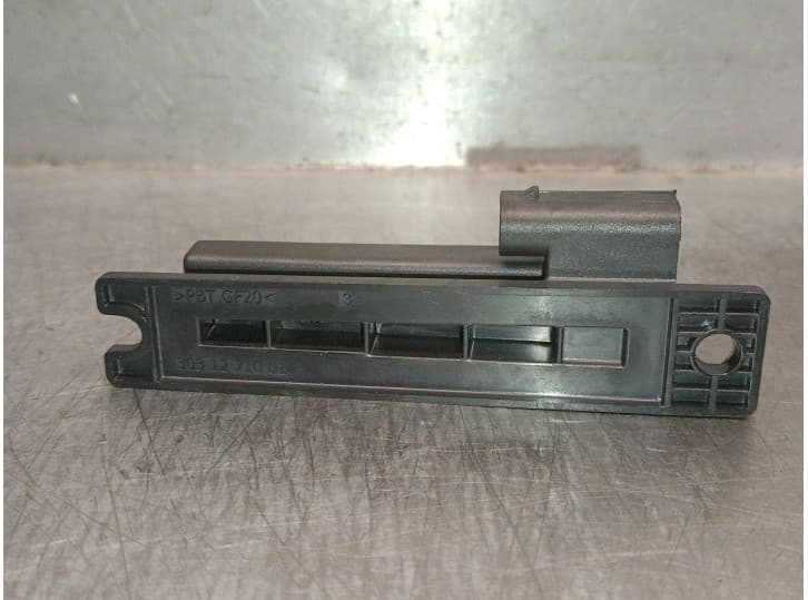 Recambio de antena para jaguar xe (x760) 2.0 d referencia OEM IAM AH4215K603AA  5E08X0107 3
