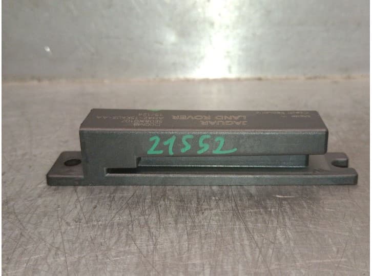 Recambio de antena para jaguar xe (x760) 2.0 d referencia OEM IAM AH4215K603AA  5E08X0107 4