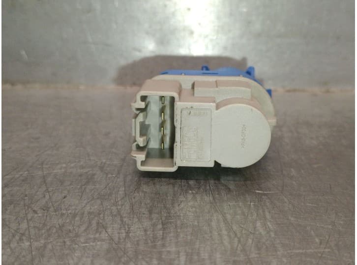 Recambio de interruptor para jaguar xe (x760) 2.0 d referencia OEM IAM 8T4T9G854AA  FOMOCO 3