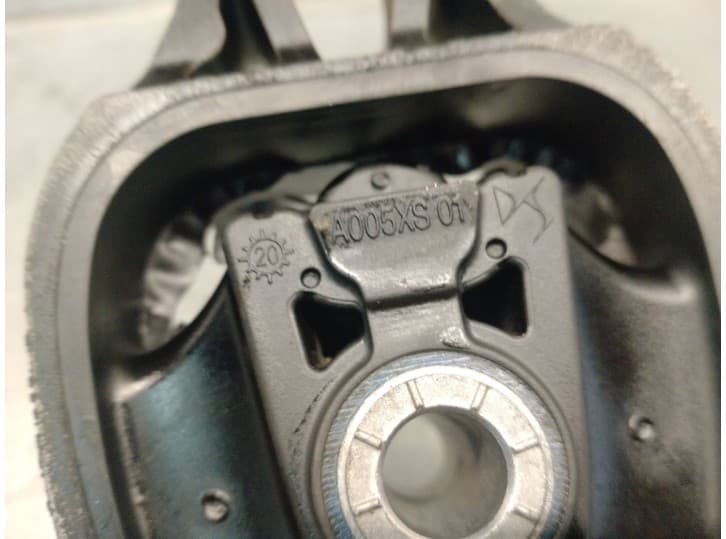 Recambio de soporte motor para opel corsa f (p2jo) 1.5 (68) referencia OEM IAM 9824116780 6