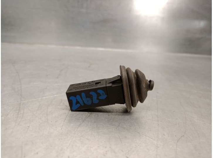 Recambio de sensor para bmw 5 touring (f11) 520 d referencia OEM IAM 82289392