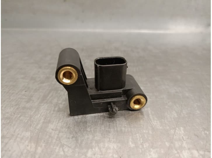Recambio de sensor impacto para bmw 5 (e60) 520 d referencia OEM IAM 6977398 69773986577 2