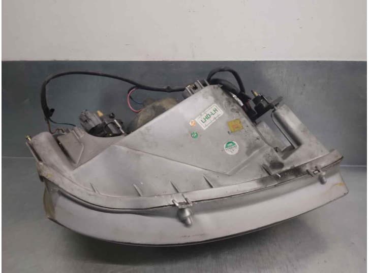 Recambio de faro izquierdo para tata indica 1.4 td referencia OEM IAM 4274151  5 PUERTAS 3