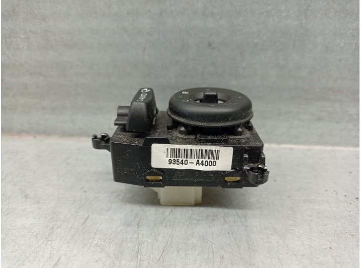 Recambio de mando retrovisor para kia carens iv 1.6 gdi referencia OEM IAM 93540A4000 3