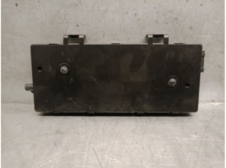 Recambio de antena para bmw x1 (e84) sdrive 18 d referencia OEM IAM 9168335  50110051 2