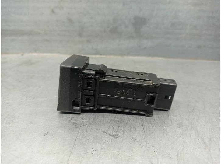 Recambio de interruptor para lexus ct (zwa10_) 200h (zwa10_) referencia OEM IAM 15C315 2