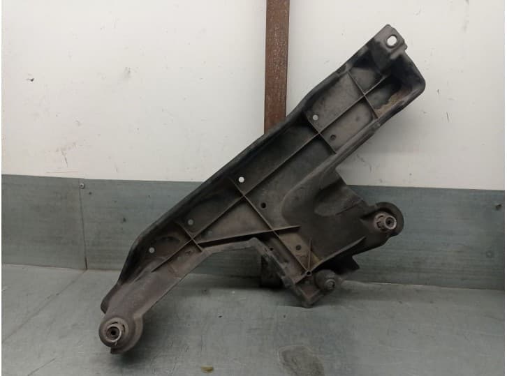 Recambio de cubrecarter para lexus ct (zwa10_) 200h (zwa10_) referencia OEM IAM 5762776010 3