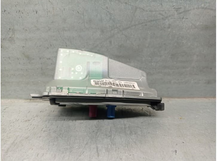 Recambio de antena para bmw x5 (e70) 3.0 sd referencia OEM IAM 694041806  E91E70 2